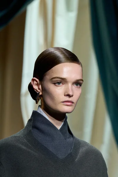 Look 31